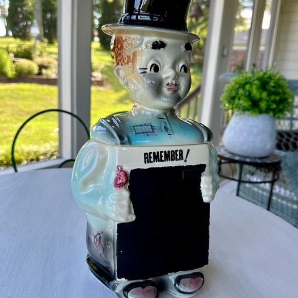 VINTAGE, AMERICAN BISQUE, CHALKBOARD HOBO, COOKIE JAR. USA MARK ON BACK. - Picture 14 of 14